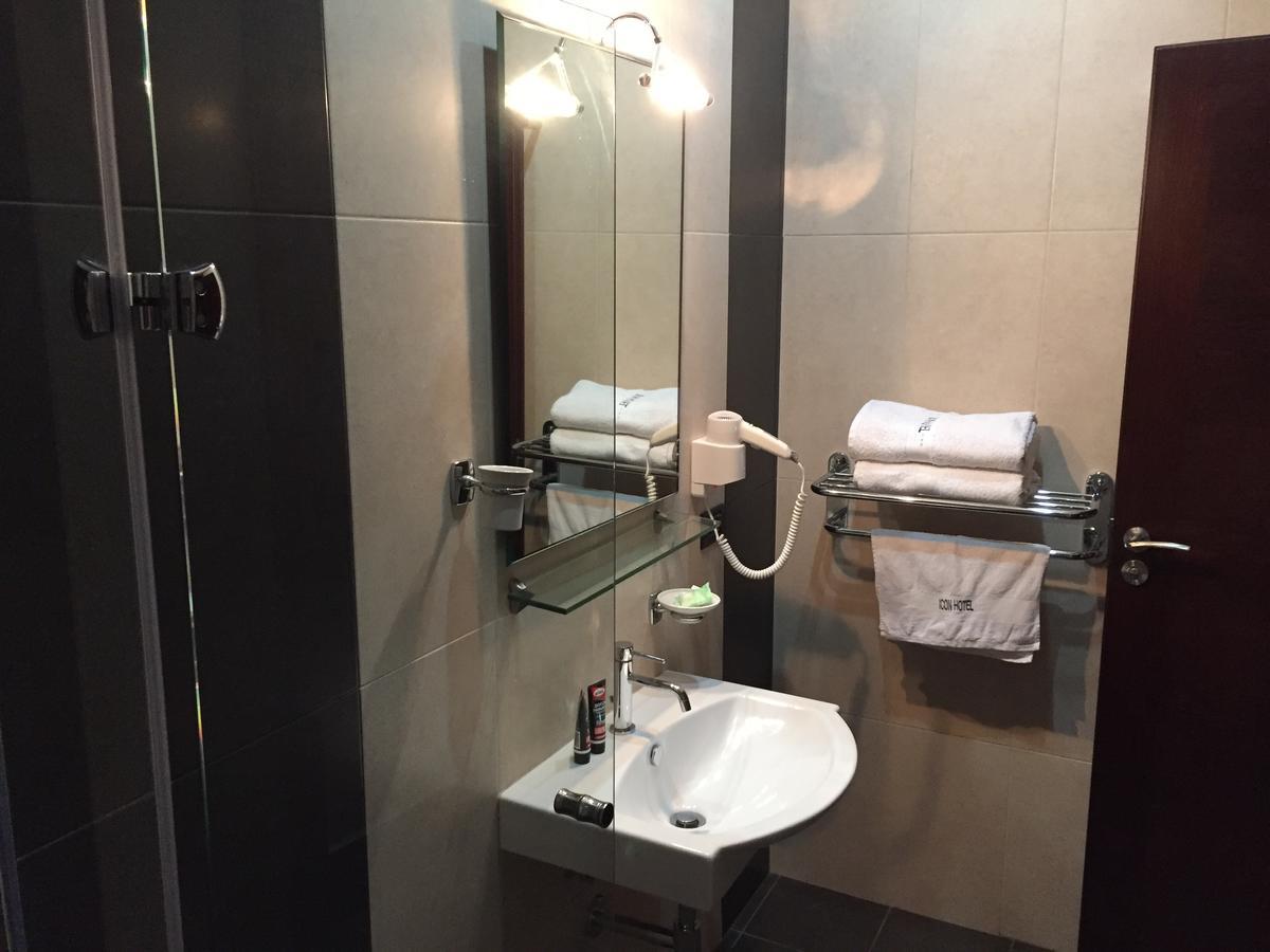 Icon Hotel Vlorë Exteriör bild