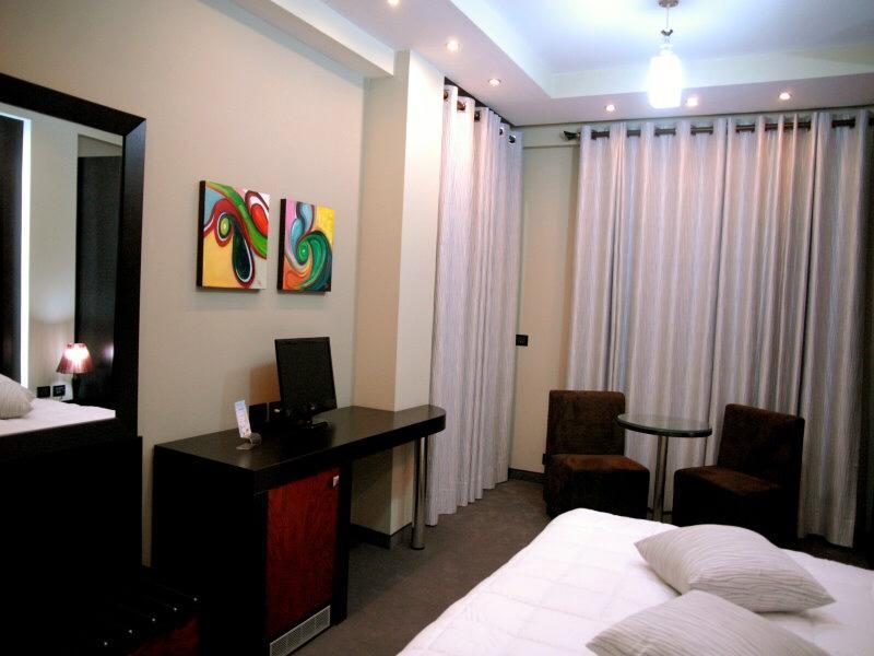 Icon Hotel Vlorë Exteriör bild